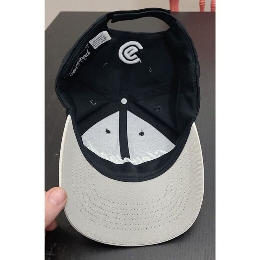 Cleveland Golf Hat Cap Black Adult Golfing Adjustable Strap Lightweight - Picture 4 of 5